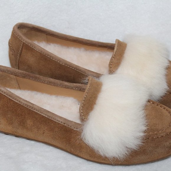 UGG WOMENS LOAFER MOCASSIN SLIPPERS SUEDE - Picture 3 of 7